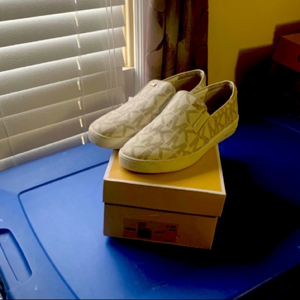 Michael kors loafers